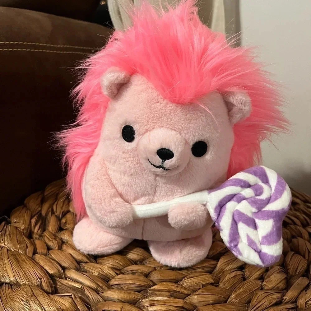 Hallmark Pink Singing Hedgehog Musical Plush Lollipop Valentine 9"  Sweet Treat